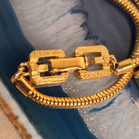 VINTAGE 1977 GIVENCHY PARIS ENAMELED RUNWAY NECKLACE - Picture 10 of 11